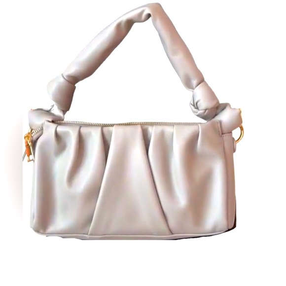 PUFFER PURSE ~ Women’s light gray crossbody w/removable straps for handbag - Picture 6 of 9